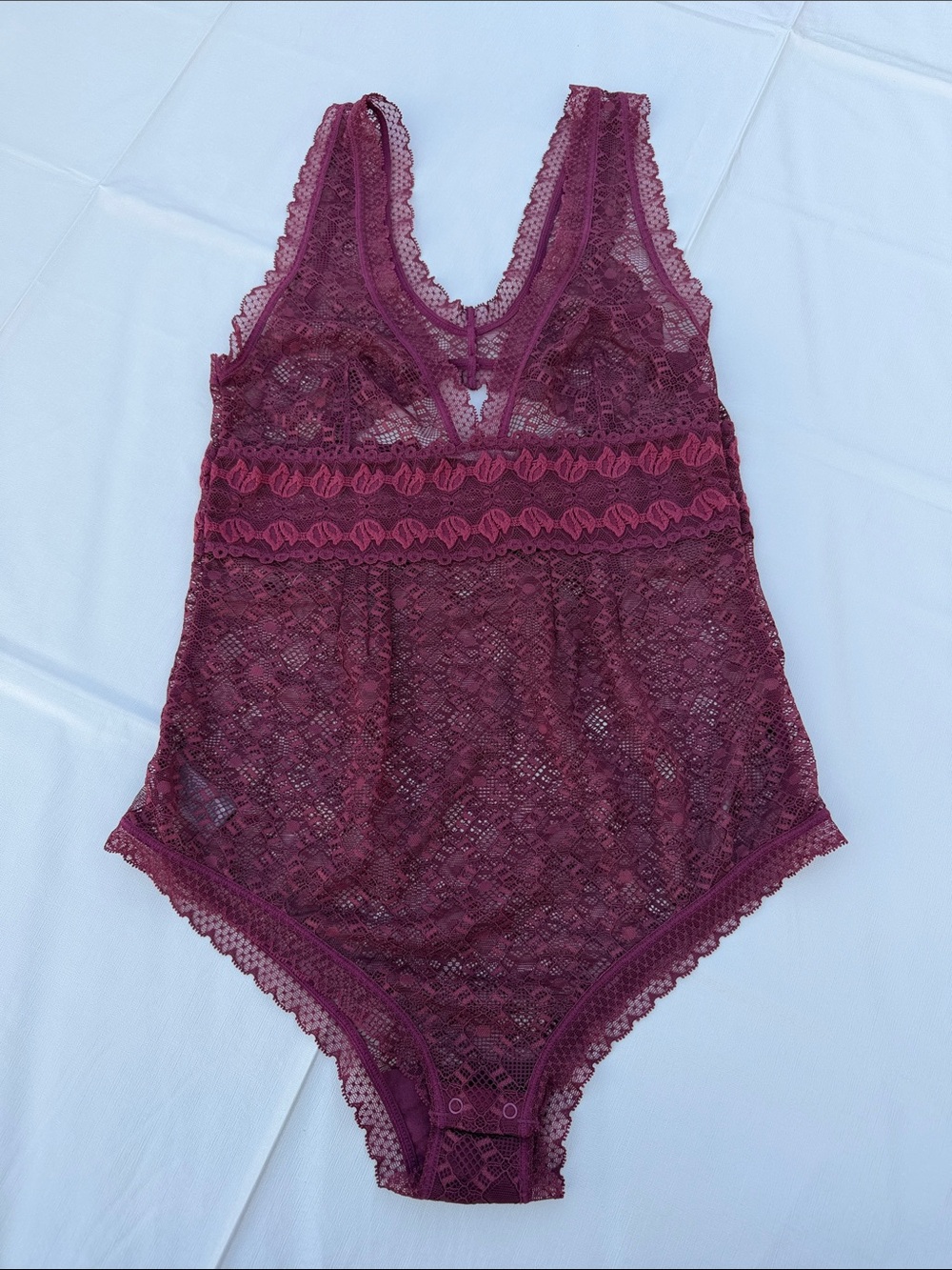 Lace Bralette Bodysuit in Burgundy sz M